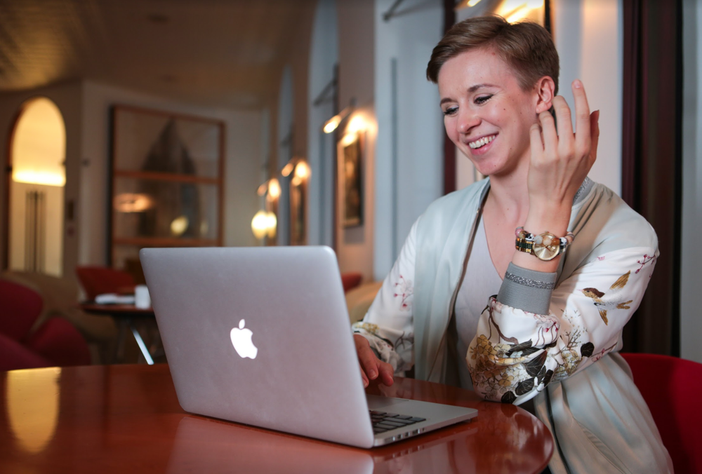 Demo Pro Mentorly  background image 3